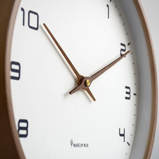 Orologio da parete classico in legno