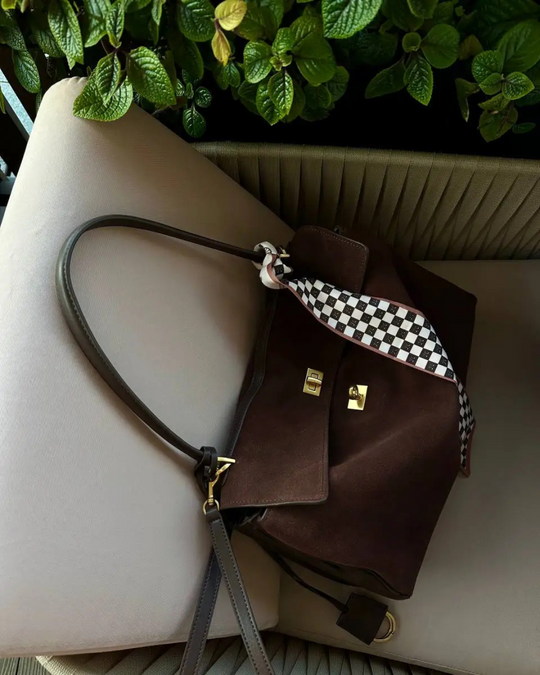 Suède Handtas Dames – Flapmodel met Gouden Details