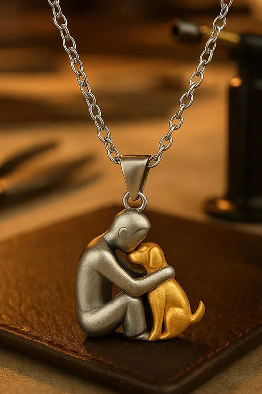Damesketting met knuffelhanger in 14K verguld - elegant hondensilhouetontwerp