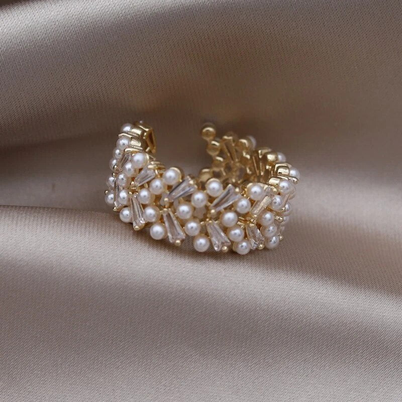 Bellissimo anello regolabile con perla
