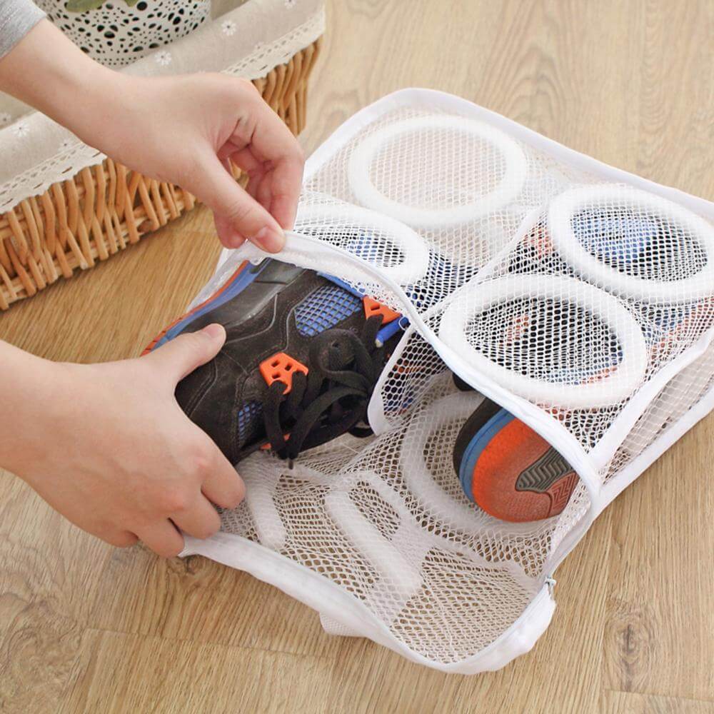Schoenenwaszak – met Steunspons voor de Wasmachine