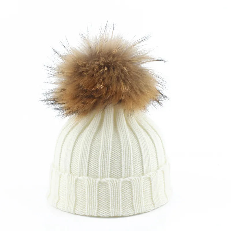 Wintermuts Gebreid – met Pompon van Kunstbont
