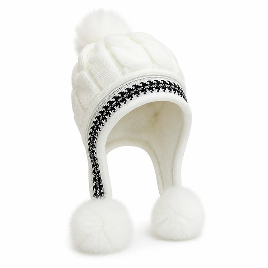 Wintermuts Kabelpatroon – met Oorflappen en Pompon